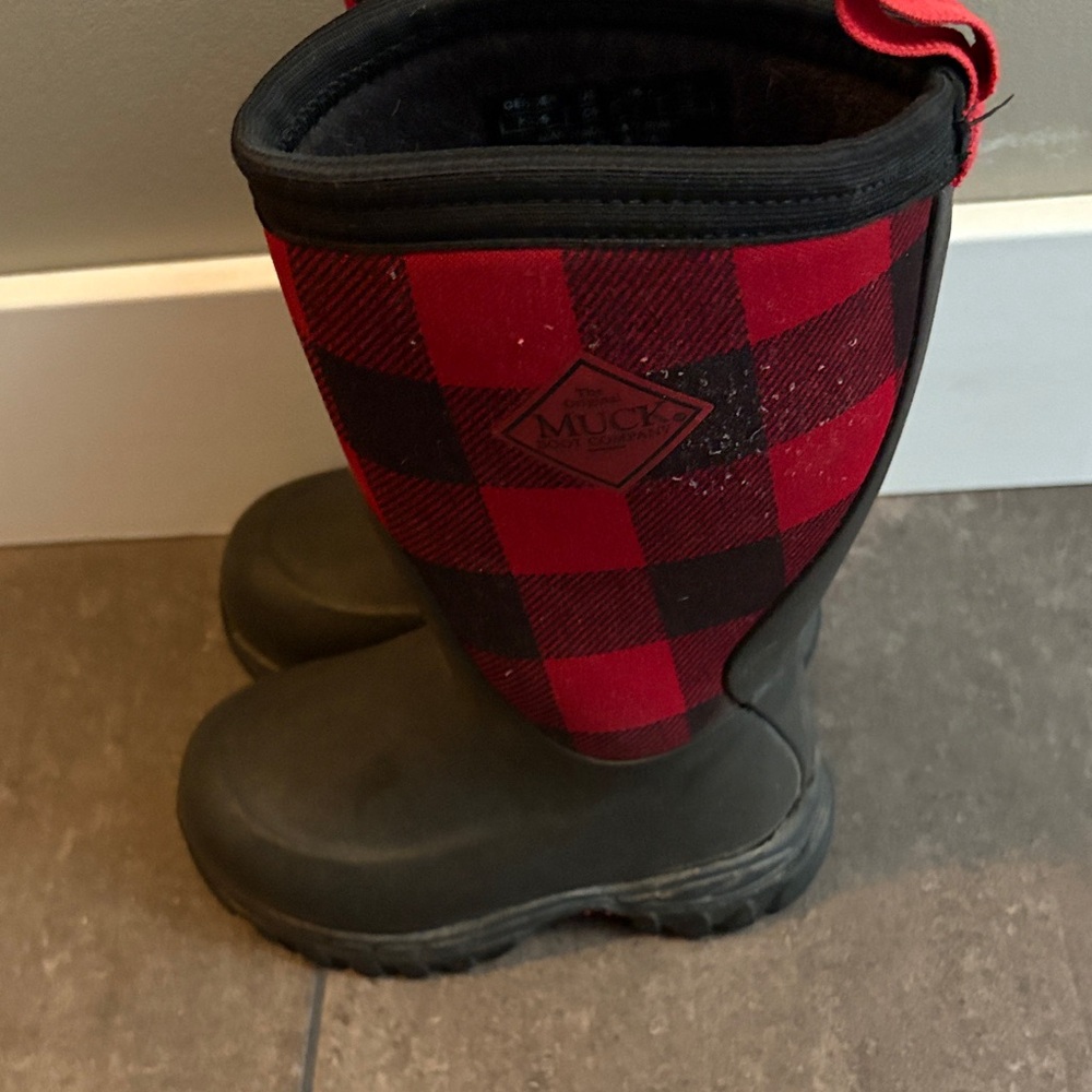 Muck Kids Plaid Adventure Boots - Red and Black